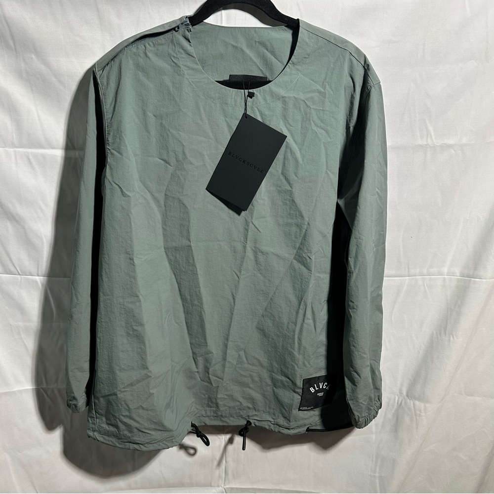 Black Scale Men’s Lightweight Sleek Long Sleeve Shirt